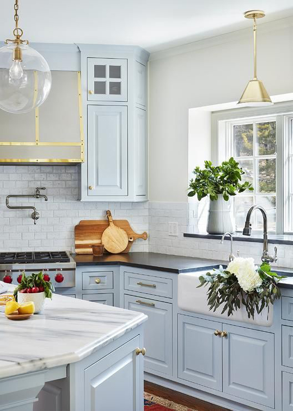 dekorasi-dapur-biru-terang-dengan-nuansa-vintage