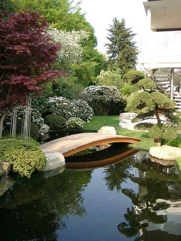 desain-taman-dan-kolam-modern-dengan-sungai-buatan