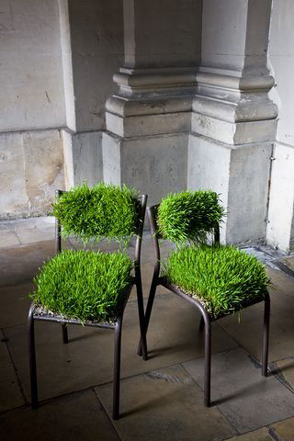 kursi-rumput-modern-dan-alami