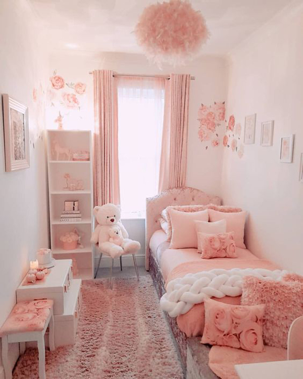 dekorasi-kamar-anak-warna-pink-untuk-ruangan-kecil