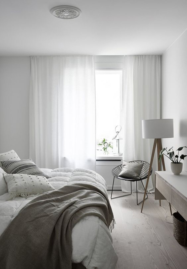 kamar-tidur-minimalis-bergaya-skandinavia-dengan-tirai