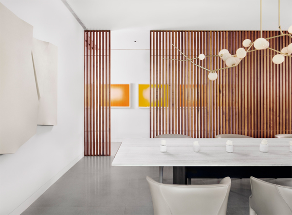 desain-ruang-makan-minimalis-dengan-dinding-palet-kayu
