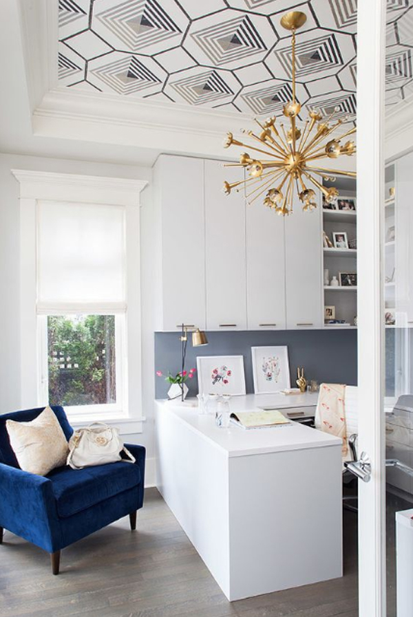 ide-kantor-rumahan-minimalis-dengan-wallpaper-plafon-estetik