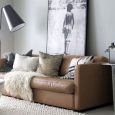 sofa-kulit-mungil-bergaya-minimalis