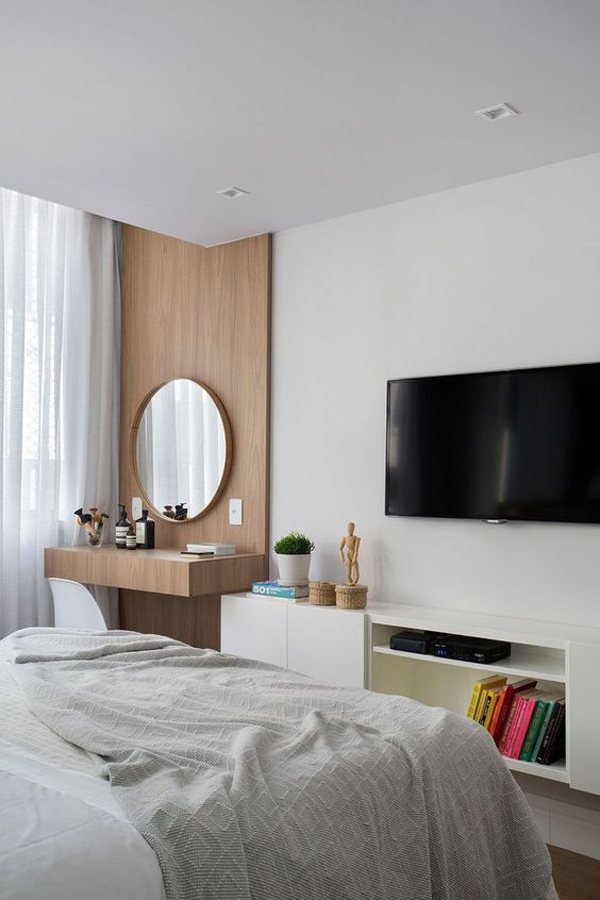 kamar-tidur-fungsional-dengan-area-penyimpanan-dan-dinding-tv