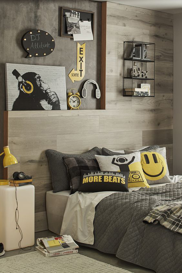 kamar-tidur-remaja-warna-kuning-dengan-elemen-kayu-bertema-musik