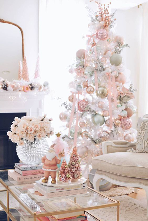 dekorasi-pohon-natal-pink-pastel-di-ruang-tamu