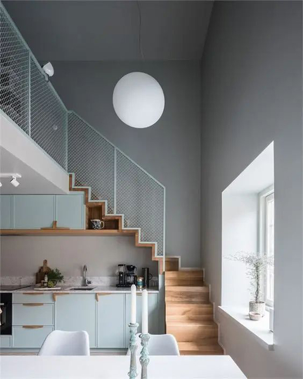 dapur-bawah-tangga-dan-ruang-makan-berwarna-pastel