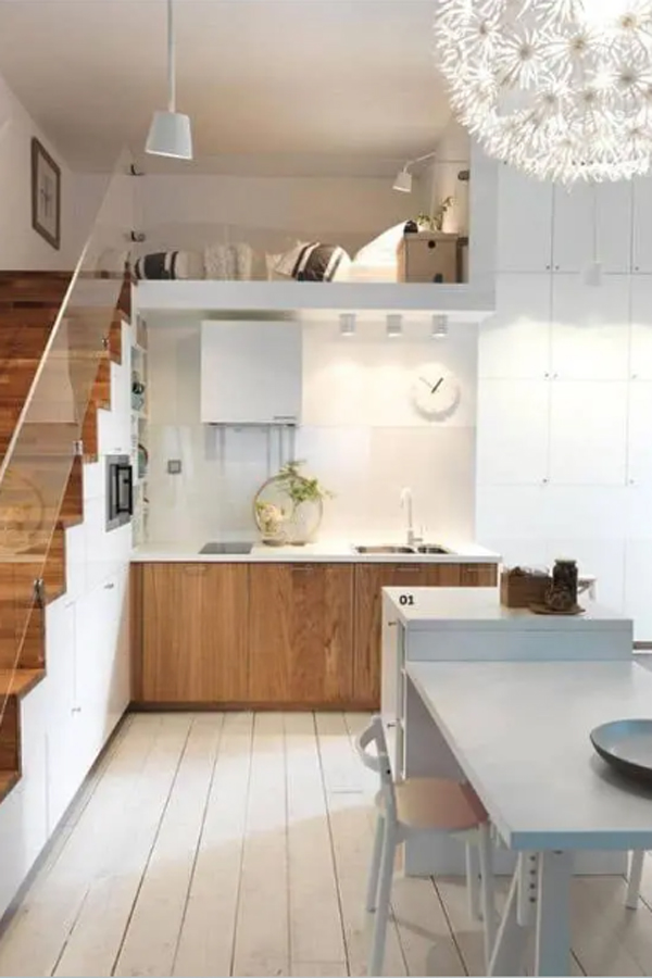 dapur-kecil-modern-bawah-tangga-dengan-area-makan